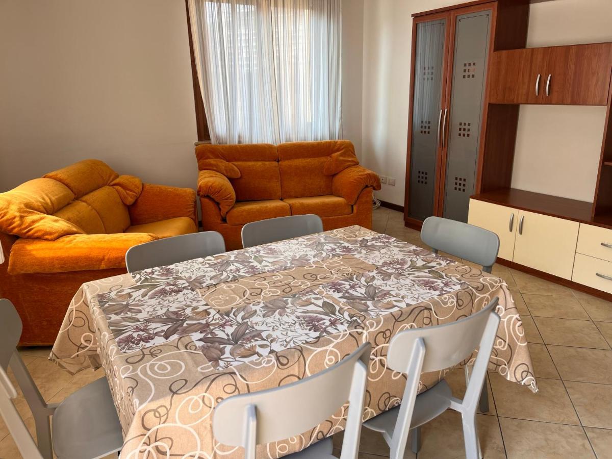 Sebino 11 Apartman Peschiera del Garda Kültér fotó