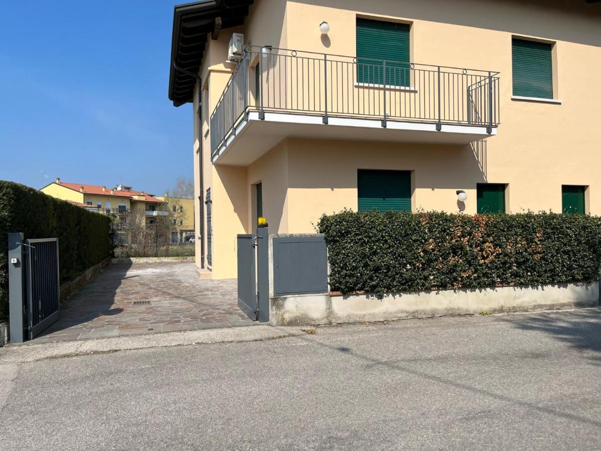 Sebino 11 Apartman Peschiera del Garda Kültér fotó