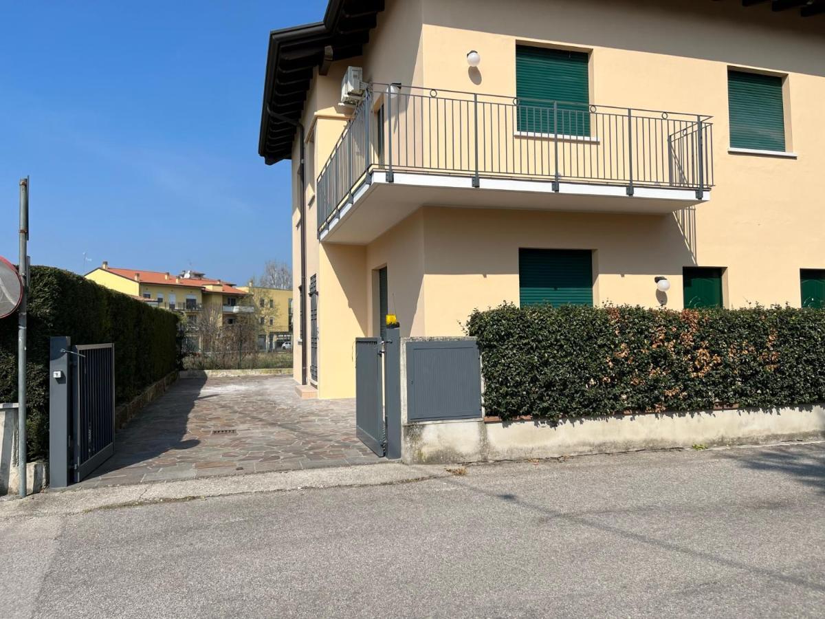 Sebino 11 Apartman Peschiera del Garda Kültér fotó