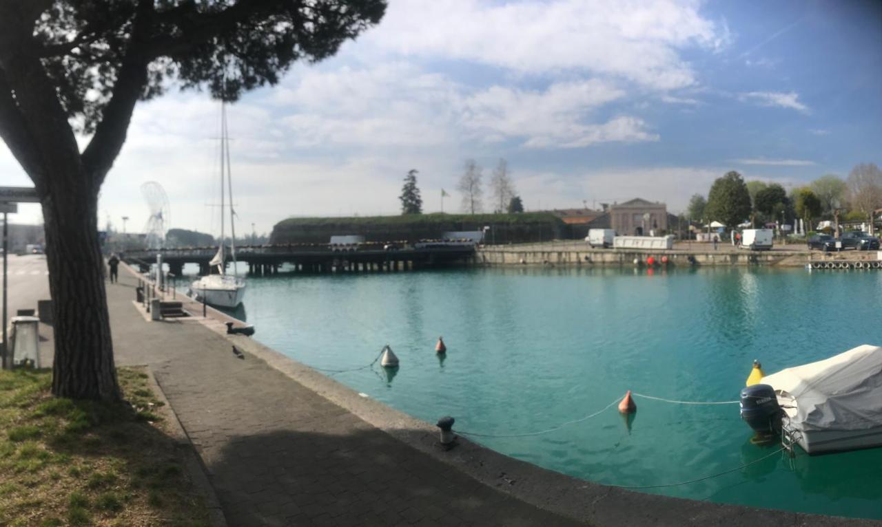 Sebino 11 Apartman Peschiera del Garda Kültér fotó